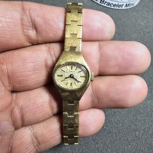 Vintage Jubilee Ladies Mechanical Wind Up Cocktail Watch Gold Tone Working shows
